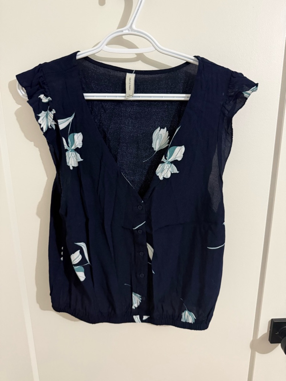 Gentle Fawn Navy Floral V-Neck Button-Front Blouse